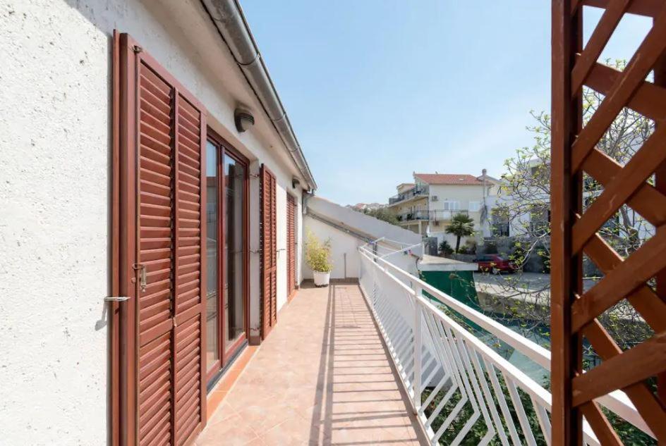 Nora'S Apartment Hvar Town Exterior photo